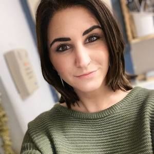 Meet your Posher, Jadine